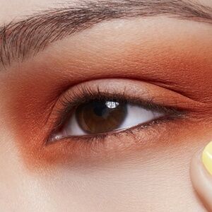 MAC Cosmetics Vibrant Orange Eyeshadow